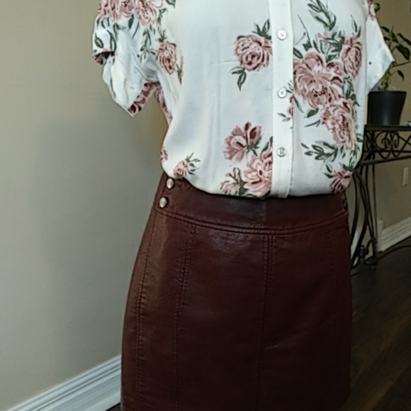 Free People Vegan Skirt  size 10 BNWT - Picture 3 of 7